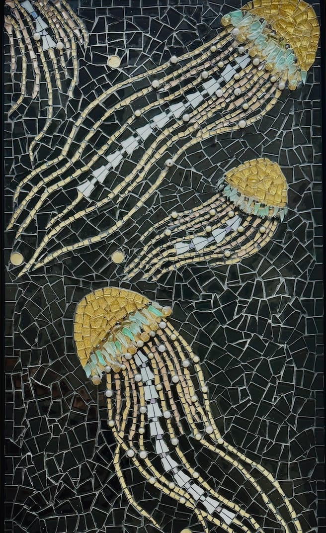 Gilded drifters close up